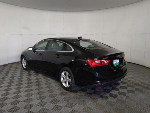 Mosaic Black Metallic 2020 Chevrolet Malibu 1LS