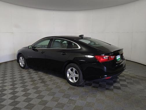 Mosaic Black Metallic 2020 Chevrolet Malibu 1LS