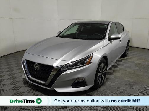 Brilliant Silver Metallic 2021 Nissan Altima 2.5 SV