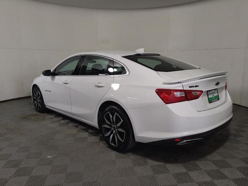 Summit White 2021 Chevrolet Malibu FWD RS