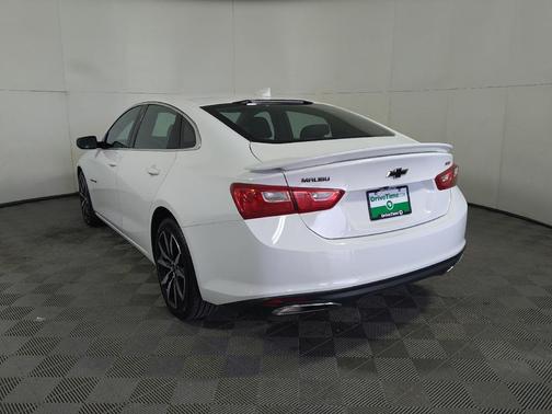 Summit White 2021 Chevrolet Malibu FWD RS
