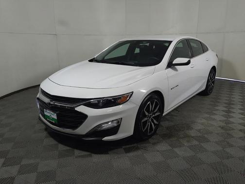 Summit White 2021 Chevrolet Malibu FWD RS