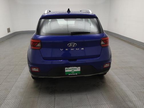 2022 Hyundai VENUE SEL