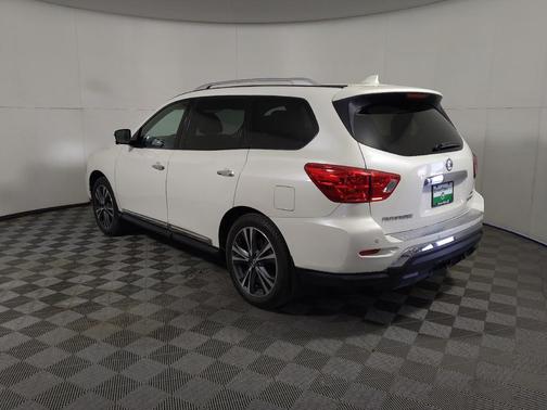 Pearl White Tricoat 2020 Nissan Pathfinder Platinum 4WD