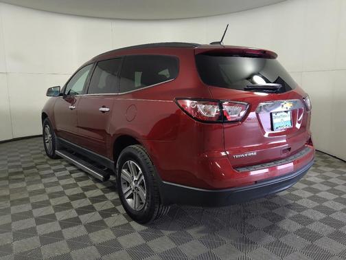 Siren Red Tintcoat 2017 Chevrolet Traverse 1LT
