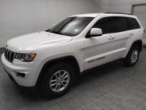 2019 Jeep Grand Cherokee Laredo
