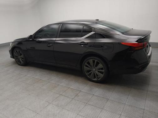 2022 Nissan Altima SR Intelligent AWD