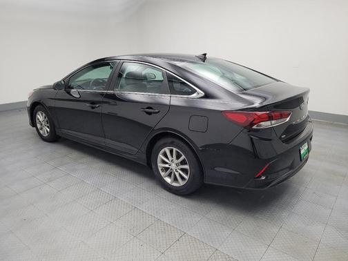 2018 Hyundai SONATA SE