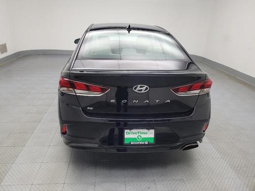 2018 Hyundai SONATA SE