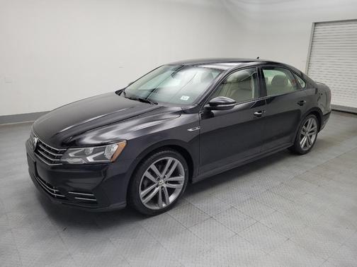 2018 Volkswagen Passat 2.0T R-Line