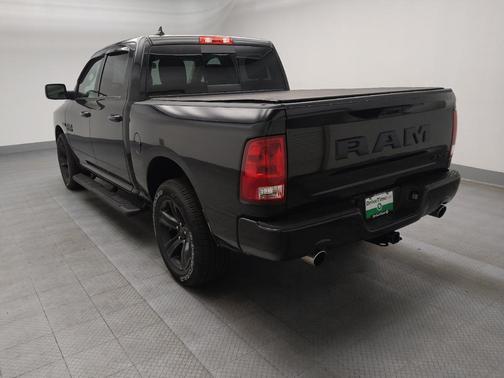 2017 RAM 1500 Night Crew Cab 4x4 5'7' Box