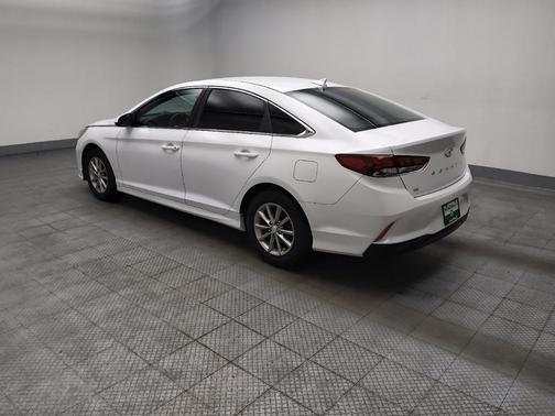 Quartz White Pearl 2019 Hyundai SONATA SE