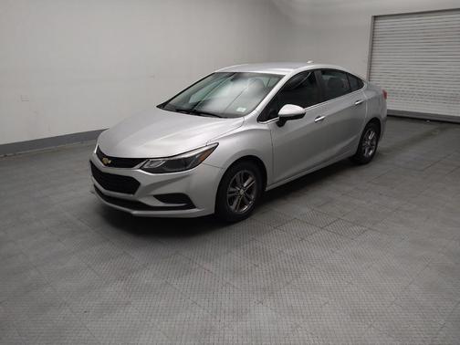 Silver Ice Metallic 2018 Chevrolet Cruze LT