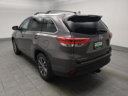 Predawn Gray Mica 2019 Toyota Highlander XLE