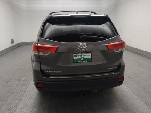 Predawn Gray Mica 2019 Toyota Highlander XLE