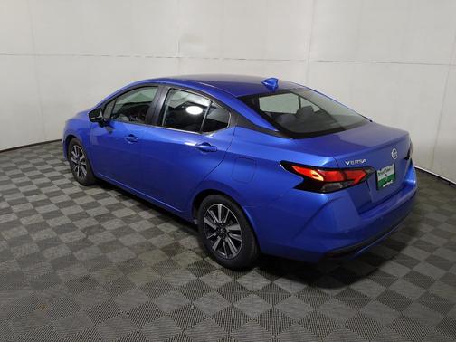 Electric Blue Metallic 2021 Nissan Versa 1.6 SV