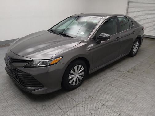 2018 Toyota Camry Hybrid LE
