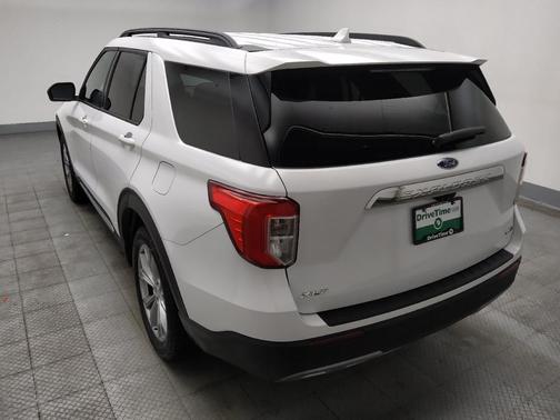 Oxford White 2020 Ford Explorer XLT