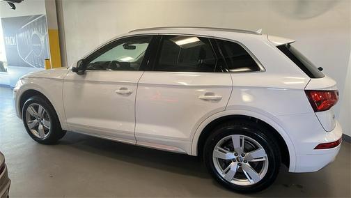 2019 Audi Q5 2.0T Premium Plus