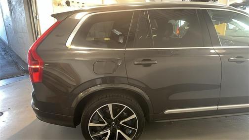 2023 Volvo XC90 B6 Plus 7-Seater