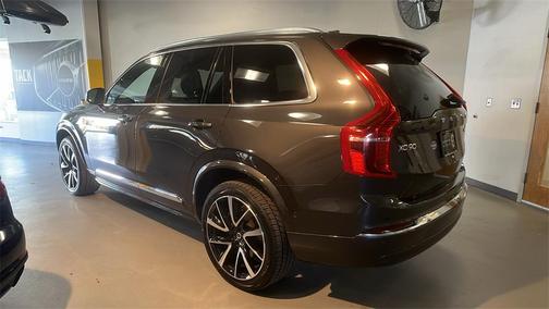 2023 Volvo XC90 B6 Plus 7-Seater