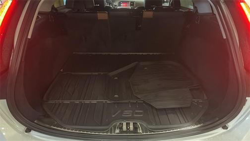 2018 Volvo V60 Cross Country T5