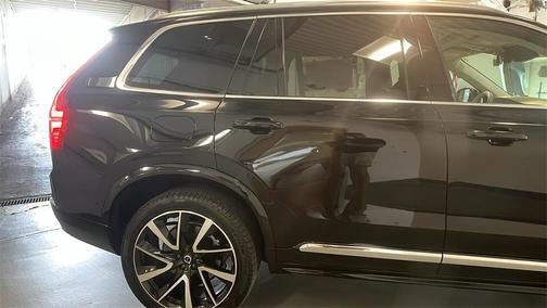 2024 Volvo XC90 B6 Plus Bright Theme 7-Seater