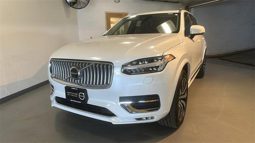 2025 Volvo XC90 B6 Plus 7-Seater