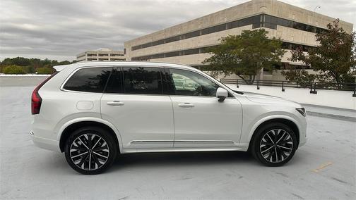 2026 Volvo XC90 B6 Ultra 7-Seater