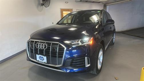 2022 Audi Q7 45 Premium Plus