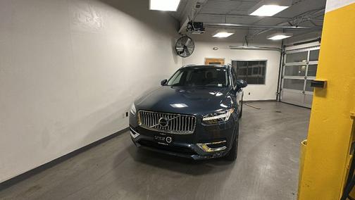 2023 Volvo XC90 B6 Plus 7-Seater