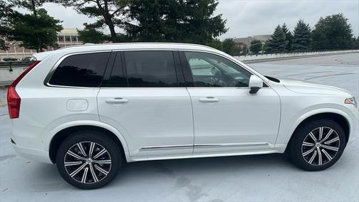 2025 Volvo XC90 B6 Plus 7-Seater