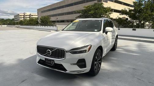 2023 Volvo XC60 B5 Plus Bright Theme