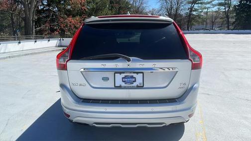 2017 Volvo XC60 T6 Dynamic