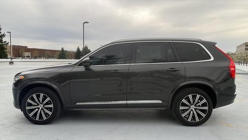 2024 Volvo XC90 B6 Plus Bright Theme 7-Seater