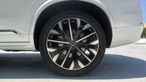 2026 Volvo XC90 B6 Plus 7-Seater