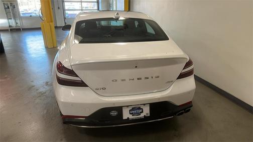 2023 Genesis G70 2.0T AWD