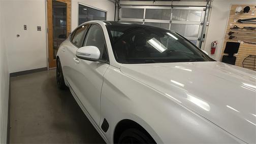 2023 Genesis G70 2.0T AWD