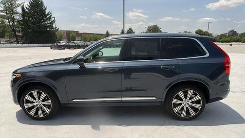 2022 Volvo XC90 T6 Inscription