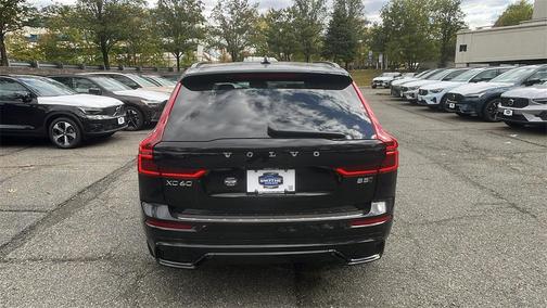 2026 Volvo XC60 B5 Ultra