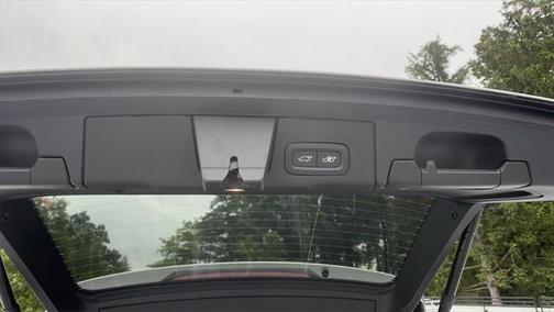 2025 Volvo XC60 Plug-In Hybrid T8 Plus