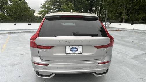 2025 Volvo XC60 Plug-In Hybrid T8 Plus