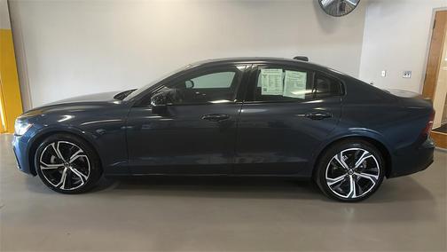 2025 Volvo S60 B5 Core