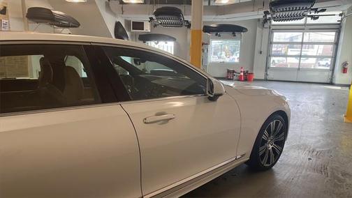 2022 Volvo S90 B6 Inscription