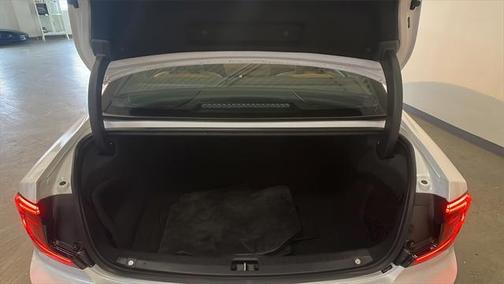 2022 Volvo S90 B6 Inscription