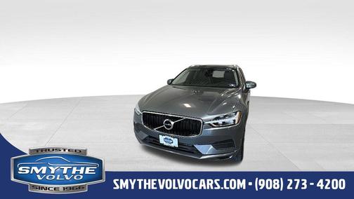Gray Metallic 2019 Volvo XC60 T6 Momentum