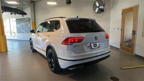 2019 Volkswagen Tiguan 2.0T SEL R-Line 4MOTION