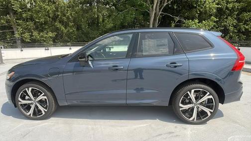 2025 Volvo XC60 Plug-In Hybrid T8 Ultra