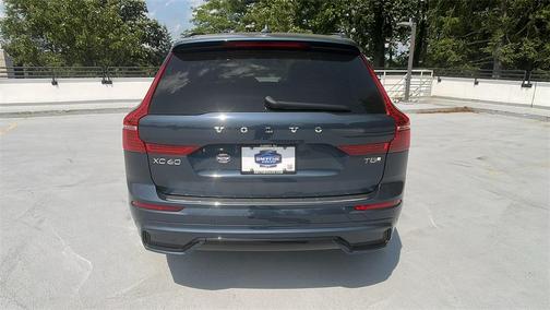 2025 Volvo XC60 Plug-In Hybrid T8 Ultra