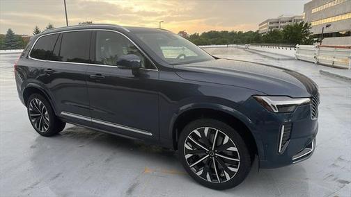 2026 Volvo XC90 B6 Plus 7-Seater